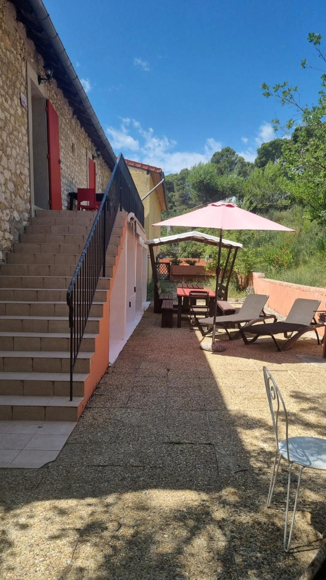 L'Oustaou Du Luberon Et Spa Villelaure Екстериор снимка