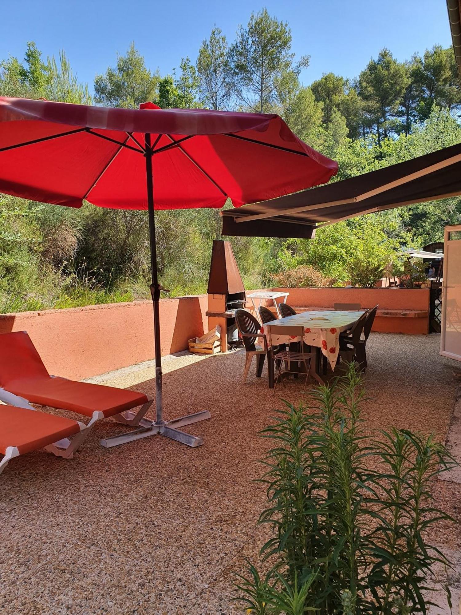 L'Oustaou Du Luberon Et Spa Villelaure Екстериор снимка